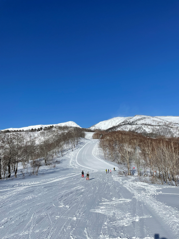 神楽ヶ峰と苗場山